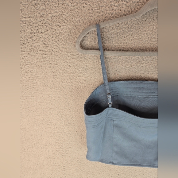 Acoa Womens Cropped Top Sz L Blue Adj. Straps Side Zip Soft To Touch - Picture 5 of 10